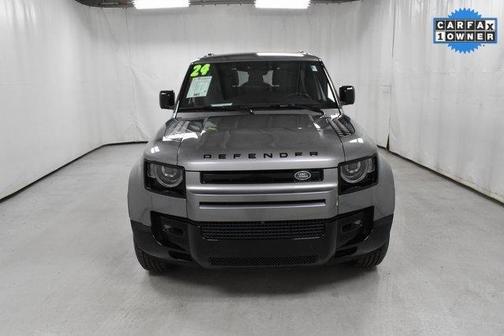 2024 Land Rover Defender P400 X-Dynamic SE