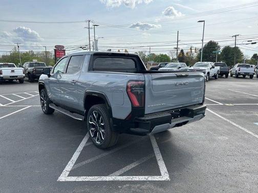 2025 GMC Sierra EV Denali