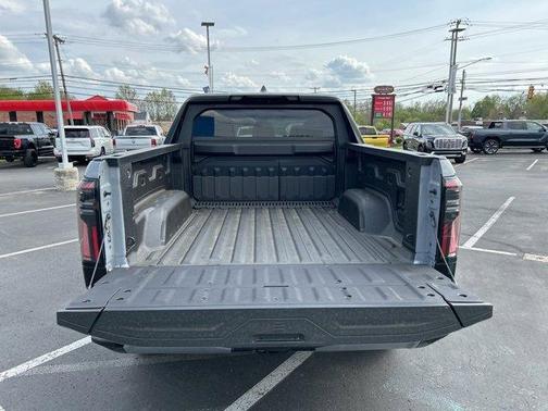2025 GMC Sierra EV Denali