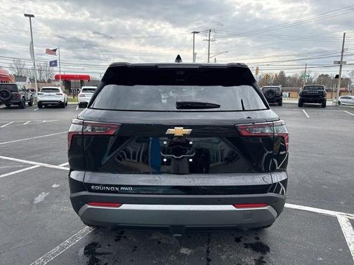 Black 2026 Chevrolet Equinox LT