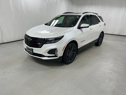 White 2024 Chevrolet Equinox RS