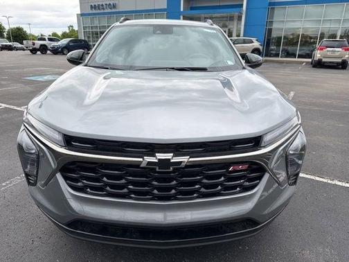 Gray 2026 Chevrolet Trax 2RS
