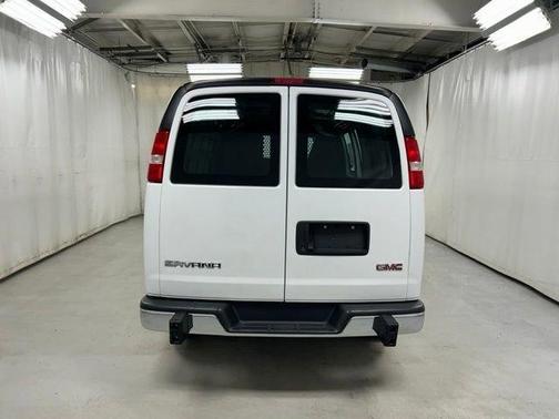 2023 GMC Savana 2500 Work Van