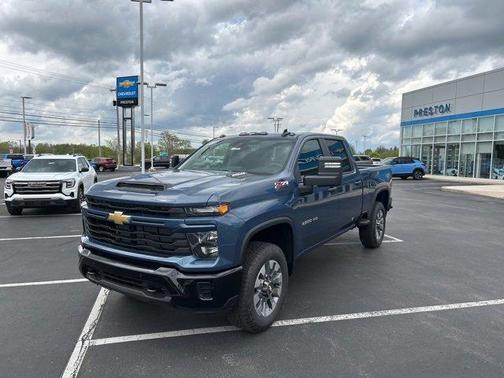 2025 Chevrolet Silverado 2500 Custom