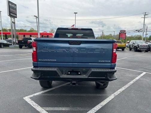 2025 Chevrolet Silverado 2500 Custom