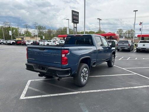 2025 Chevrolet Silverado 2500 Custom