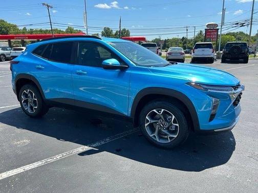 Blue 2026 Chevrolet Trax LT