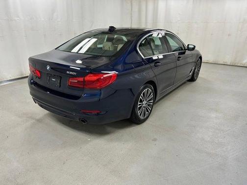 Blue 2019 BMW 530 i xDrive
