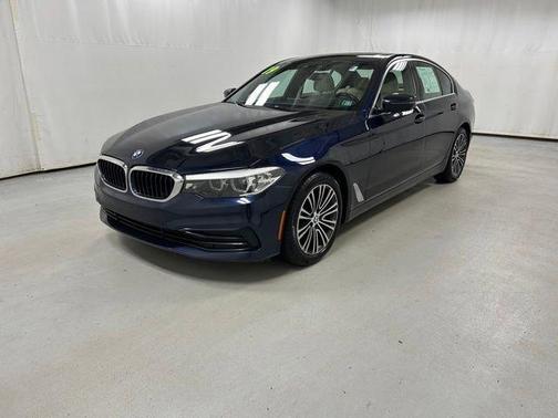 Blue 2019 BMW 530 i xDrive