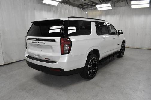 2024 Chevrolet Suburban RST