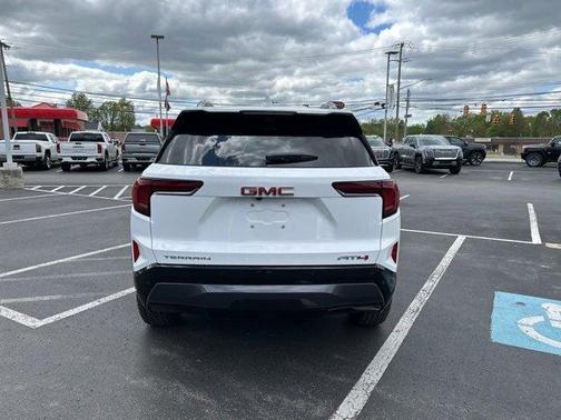 2026 GMC Terrain AT4