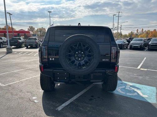 2026 GMC HUMMER EV SUV 2X