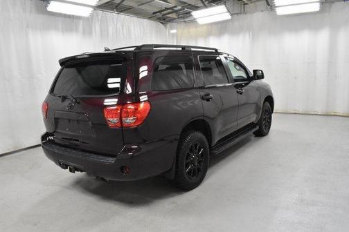 2016 Toyota Sequoia SR5