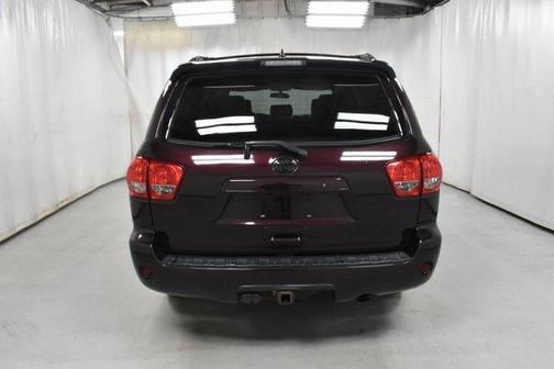 2016 Toyota Sequoia SR5