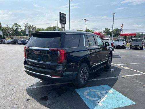 2025 GMC Yukon Elevation