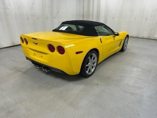 Yellow 2009 Chevrolet Corvette W/2LT