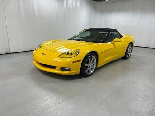 Yellow 2009 Chevrolet Corvette W/2LT