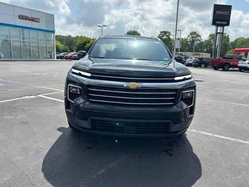 Black 2026 Chevrolet Traverse LT