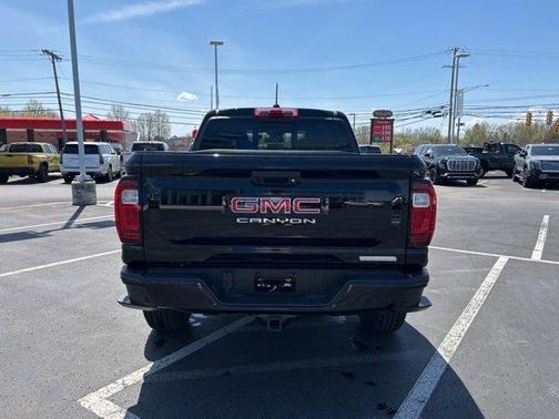2025 GMC Canyon Elevation