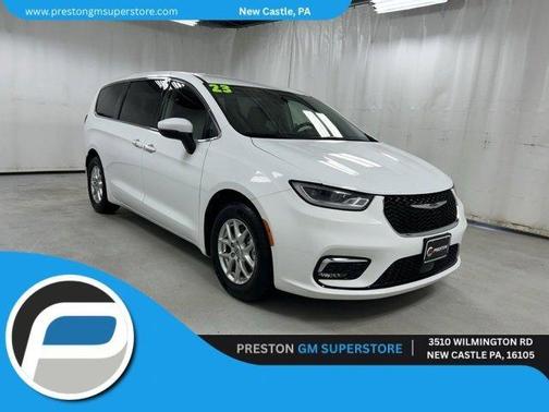 2023 Chrysler Pacifica Touring-L
