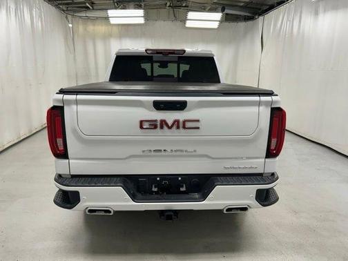 White 2023 GMC Sierra 1500 Denali