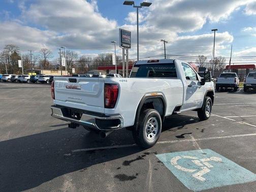 2026 GMC Sierra 2500 Pro