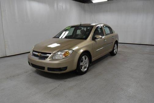 Tan 2005 Chevrolet Cobalt LT