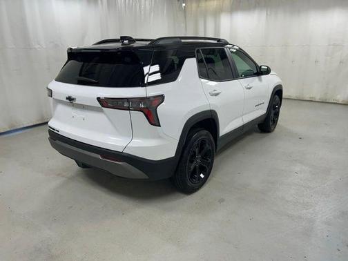 White 2025 Chevrolet Equinox LT