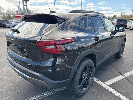 Black 2026 Chevrolet Trax ACTIV