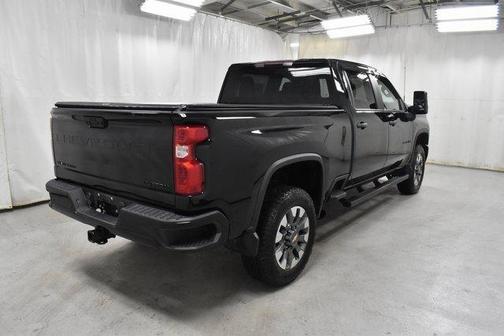 2024 Chevrolet Silverado 2500 Custom