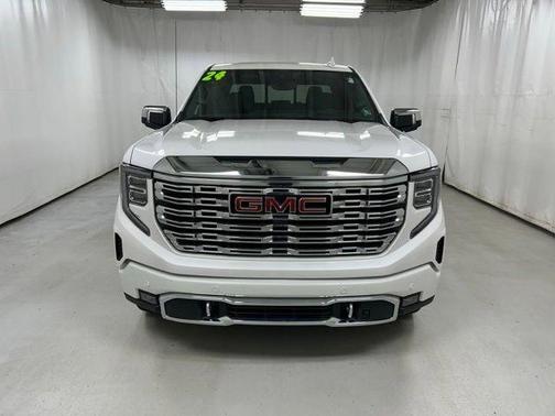 White 2024 GMC Sierra 1500 Denali