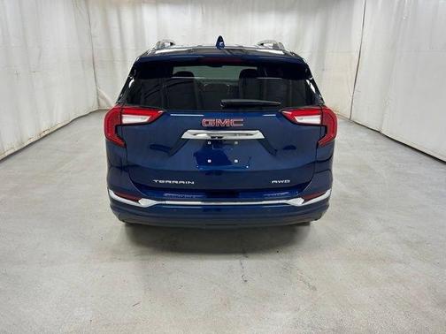 2023 GMC Terrain Denali