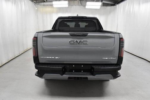 2025 GMC Sierra EV Denali