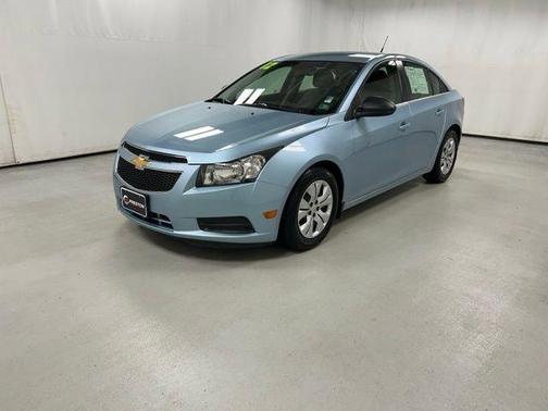Blue 2012 Chevrolet Cruze LS