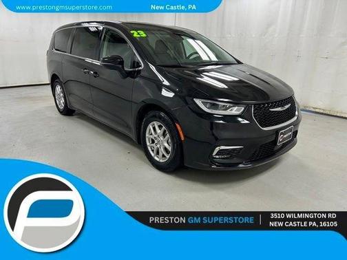 2023 Chrysler Pacifica Touring-L
