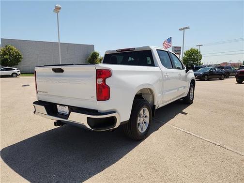 Summit White 2025 Chevrolet Silverado 1500 LT