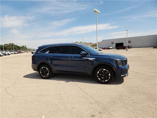 Midnight Black 2025 Kia Sorento S