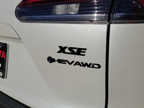 2026 Toyota Corolla Cross Hybrid XSE