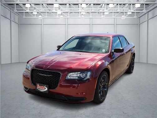 2023 Chrysler 300 Touring