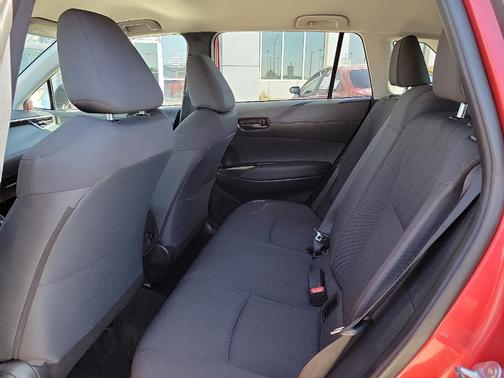 2025 Toyota Corolla Cross LE