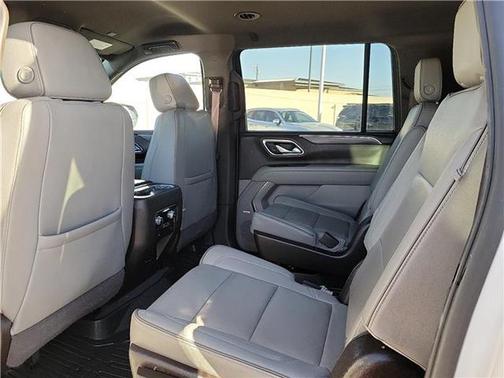 2022 GMC Yukon XL SLT