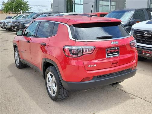 Redline Pearlcoat 2023 Jeep Compass Sport