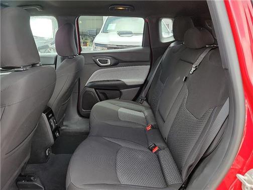 Redline Pearlcoat 2023 Jeep Compass Sport