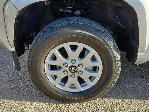 2025 Toyota Tacoma SR