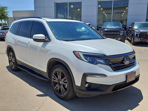 Platinum White Pearl 2022 Honda Pilot Special Edition