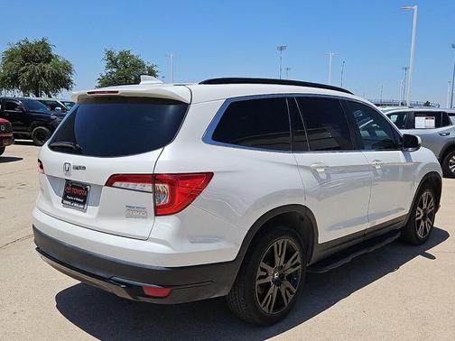 Platinum White Pearl 2022 Honda Pilot Special Edition