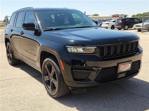 Black 2023 Jeep Grand Cherokee Altitude