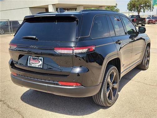 Black 2023 Jeep Grand Cherokee Altitude