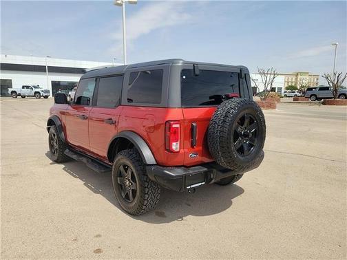 Race Red 2024 Ford Bronco Black Diamond