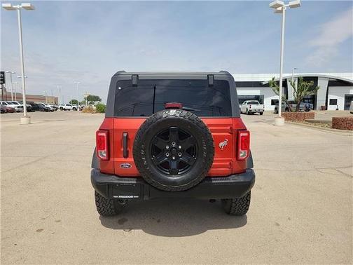 Race Red 2024 Ford Bronco Black Diamond